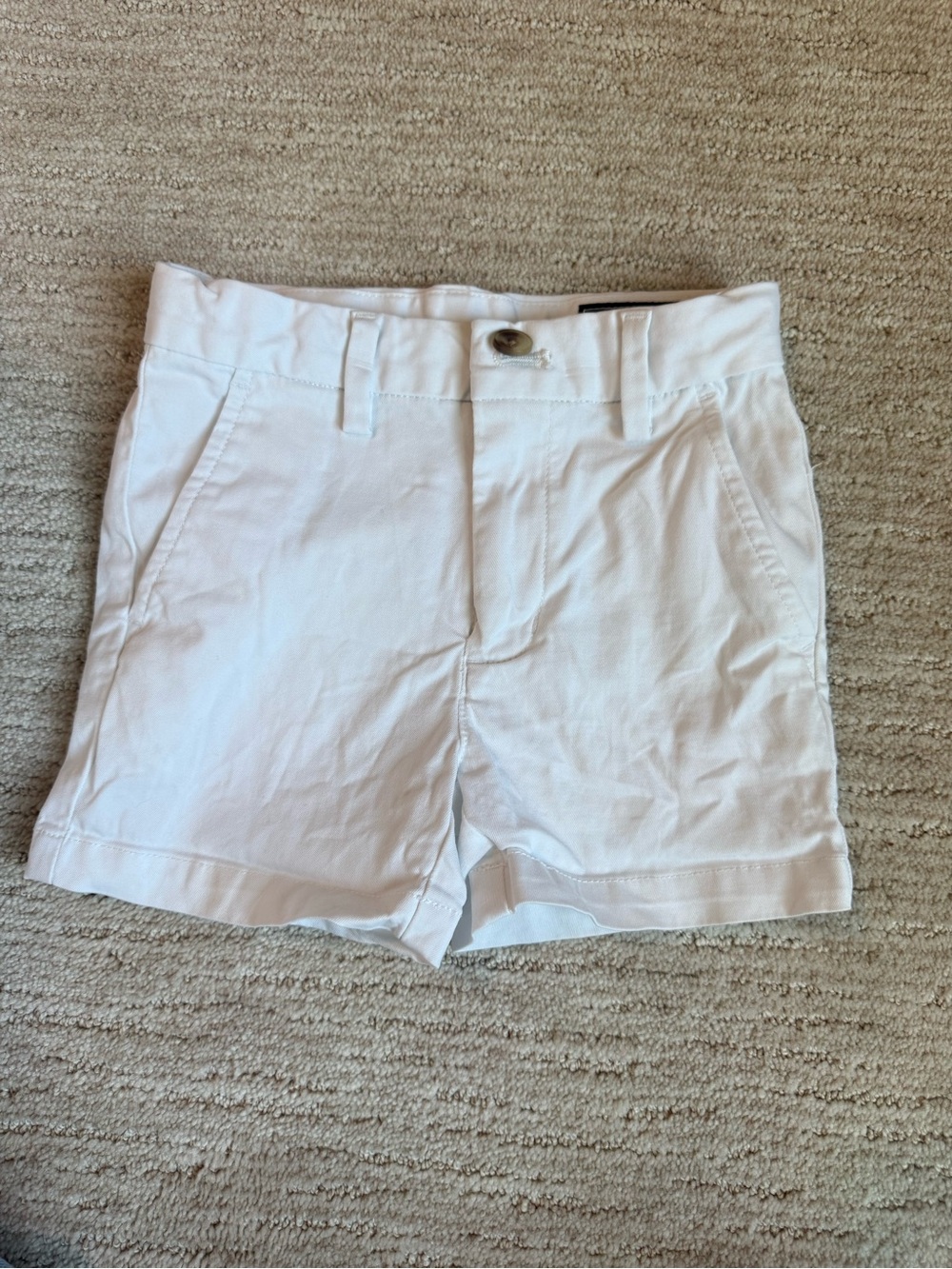 Vineyard Vines toddler shorts- 2T - white